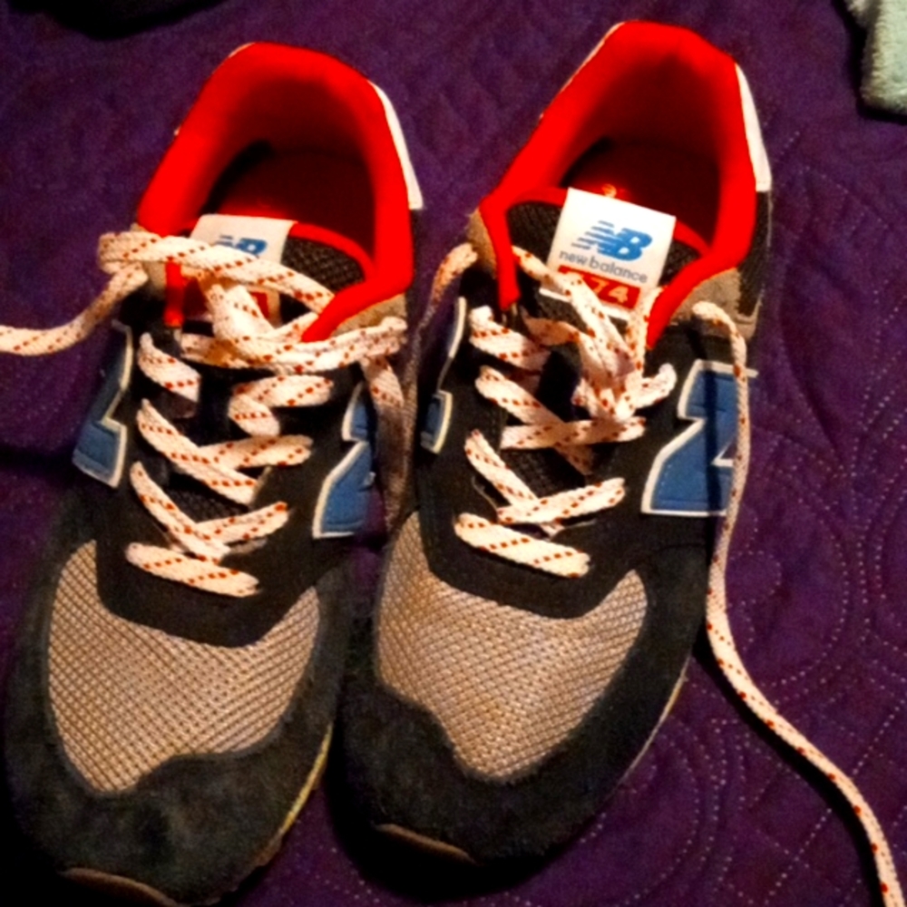 Kids sneakers